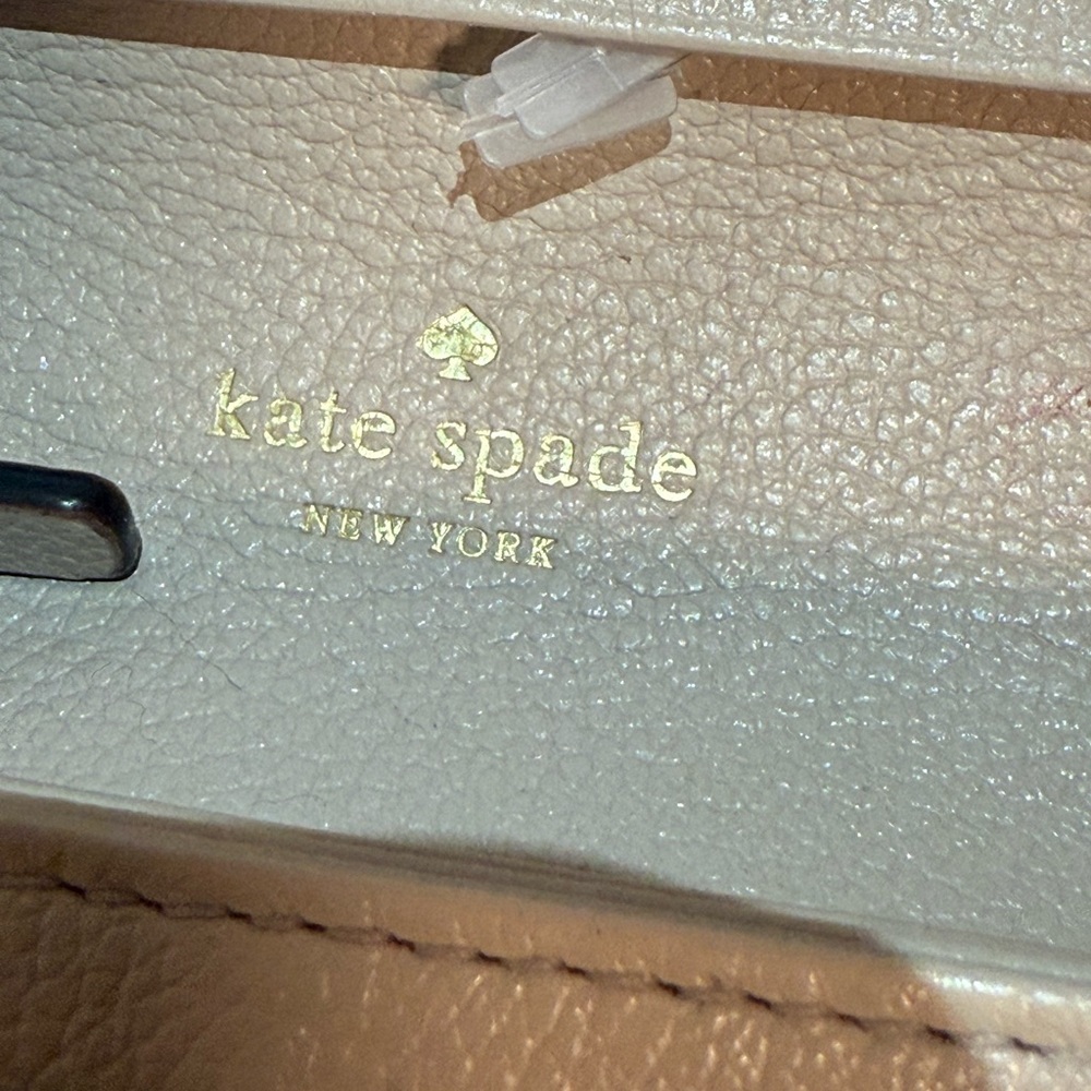 Kate Spade Nude “Mara”Leather Wallet Wristlet w Structured Bow Retractable Strap - Picture 8 of 13